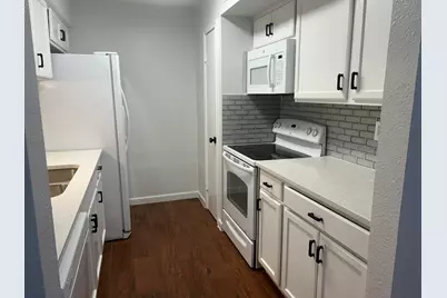 5550 N Braeswood Boulevard #70, Houston, TX 77096 - Photo 1