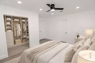 9210 St Lo Rd, Houston, TX 77033 - Photo 10