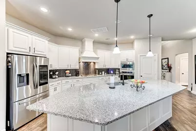 404 Summit Ridge Court, Willis, TX 77318 - Photo 12