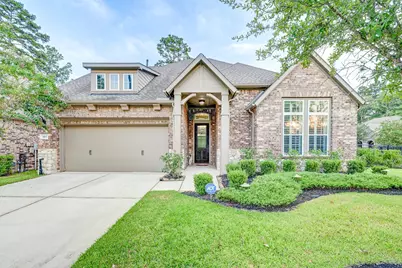 404 Summit Ridge Court, Willis, TX 77318 - Photo 2