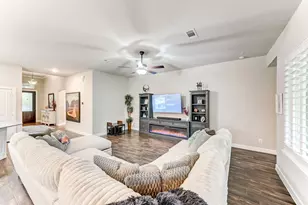 404 Summit Ridge Ct, Willis, TX 77318 - Photo 22