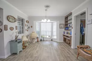 1655 E South St, Alvin, TX 77511 - Photo 10