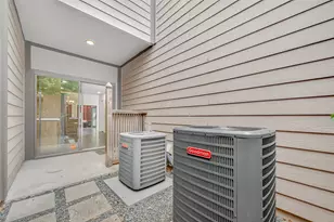 7447 Cambridge St, Houston, TX 77054 - Photo 48