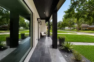 5934 Dumfries Dr Dr, Houston, TX 77096 - Photo 6