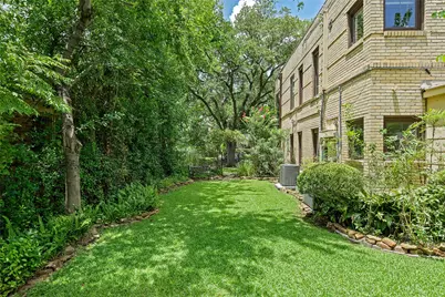 4608 Woodhead Street, Houston, TX 77098 - Photo 10