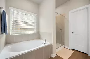 21622 Wave Holw Dr, Cypress, TX 77433 - Photo 22