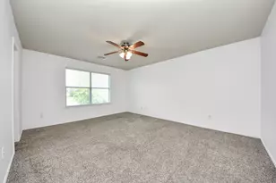 1718 Adobe Stone Dr, Humble, TX 77396 - Photo 4