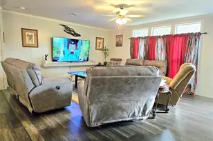 223 Co Rd 2167B, Cleveland, TX 77327 - Photo 16