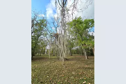 223 County Road 2167B, Cleveland, TX 77327 - Photo 42