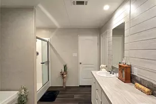 223 Co Rd 2167B, Cleveland, TX 77327 - Photo 26