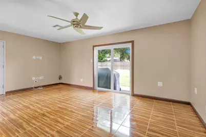 6322 King Post Drive, Houston, TX 77088 - Photo 6