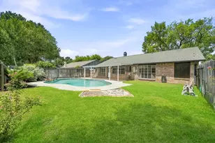 13539 Brook Hollow Dr, Sugar Land, TX 77498 - Photo 36