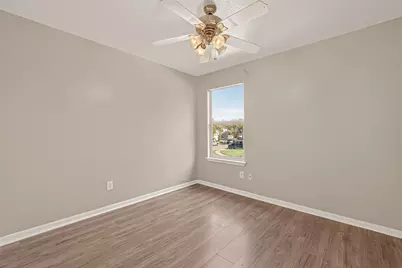 8614 Black Cliff Lane, Houston, TX 77075 - Photo 12