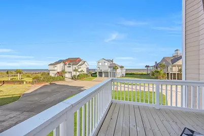 19131 Kahala Drive, Galveston, TX 77554 - Photo 26