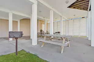 19131 Kahala Dr, Galveston, TX 77554 - Photo 42