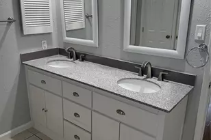 12907 Ashford Knoll Dr, Houston, TX 77082 - Photo 2