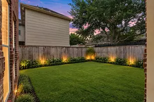4312 Holt St, Bellaire, TX 77401 - Photo 36