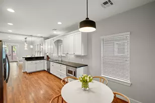 1228 Herkimer St, Houston, TX 77008 - Photo 16