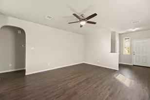 2923 August Mist Ln, Conroe, TX 77403 - Photo 8