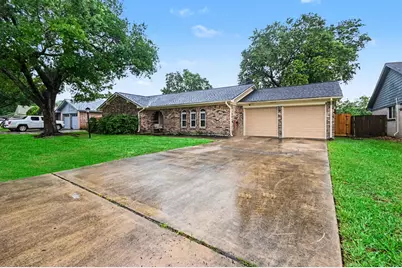 9942 Bayou Woods Drive, Baytown, TX 77521 - Photo 4