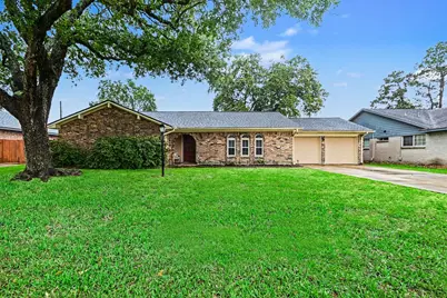 9942 Bayou Woods Drive, Baytown, TX 77521 - Photo 2