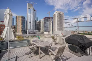 915 Franklin St, Houston, TX 77002 - Photo 1