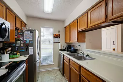 2120 El Paseo Street #1605, Houston, TX 77054 - Photo 12