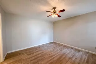 2750 Holly Hall St, Houston, TX 77054 - Photo 12