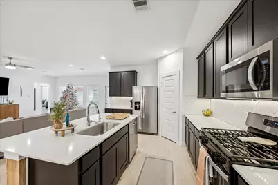 3223 Derry Hill Drive, Fulshear, TX 77441 - Photo 14