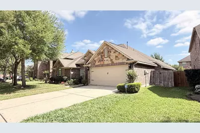 5623 Maverick Bend Lane, Missouri City, TX 77459 - Photo 2