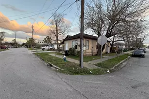 7304 Avenue F, Houston, TX 77011 - Photo 2