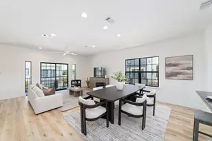 11936 N Hoa Sen Cir, Houston, TX 77072 - Photo 10