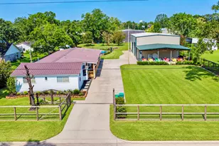 3406 Pansy St, Pasadena, TX 77505 - Photo 2