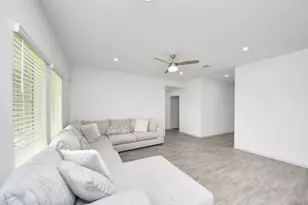 3521 Rockefeller Rd, Texas City, TX 77591 - Photo 12