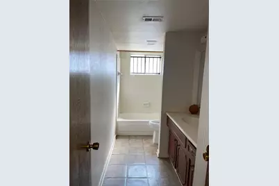 2215 Winter Bay Lane, Houston, TX 77088 - Photo 10