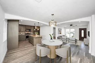 11410 Rockford Dr, Houston, TX 77048 - Photo 1