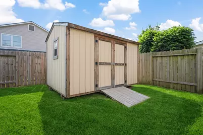 12819 Blue Timbers Court, Houston, TX 77044 - Photo 6