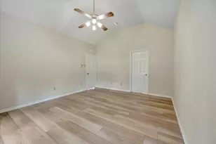 830 Island Meadow Ct, Houston, TX 77062 - Photo 24