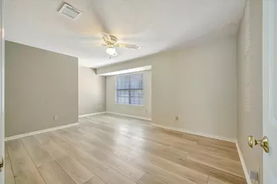 830 Island Meadow Court, Houston, TX 77062 - Photo 32