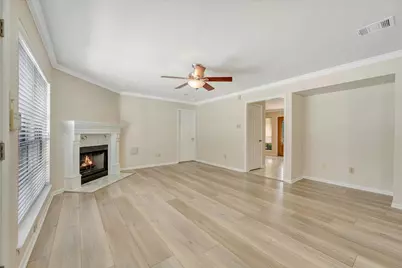 830 Island Meadow Court, Houston, TX 77062 - Photo 10