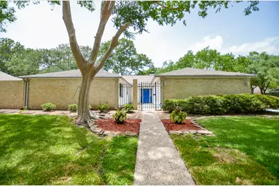 1702 Cherry Bend Drive, Houston, TX 77077 - Photo 2