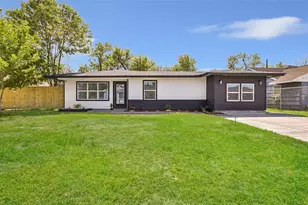 6152 Doulton Dr, Houston, TX 77033 - Photo 2