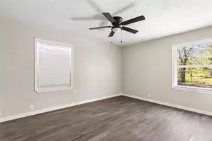6152 Doulton Dr, Houston, TX 77033 - Photo 28