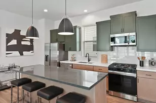 4842 Pinemont Dr, Houston, TX 77091 - Photo 2