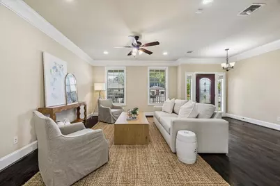 741 W 20th Street, Houston, TX 77008 - Photo 6