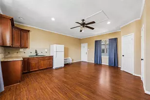741 W 20th St, Houston, TX 77008 - Photo 24