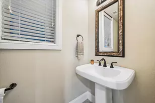 741 W 20th St, Houston, TX 77008 - Photo 20
