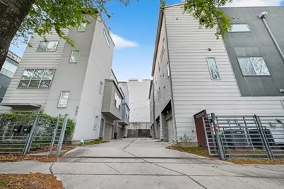 1518 Blodgett Street, Houston, TX 77004 - Photo 4