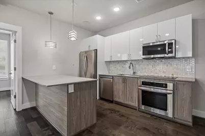 4819 Caroline Street #104, Houston, TX 77004 - Photo 4