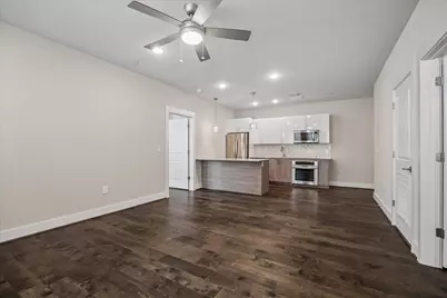 4819 Caroline Street #104, Houston, TX 77004 - Photo 6